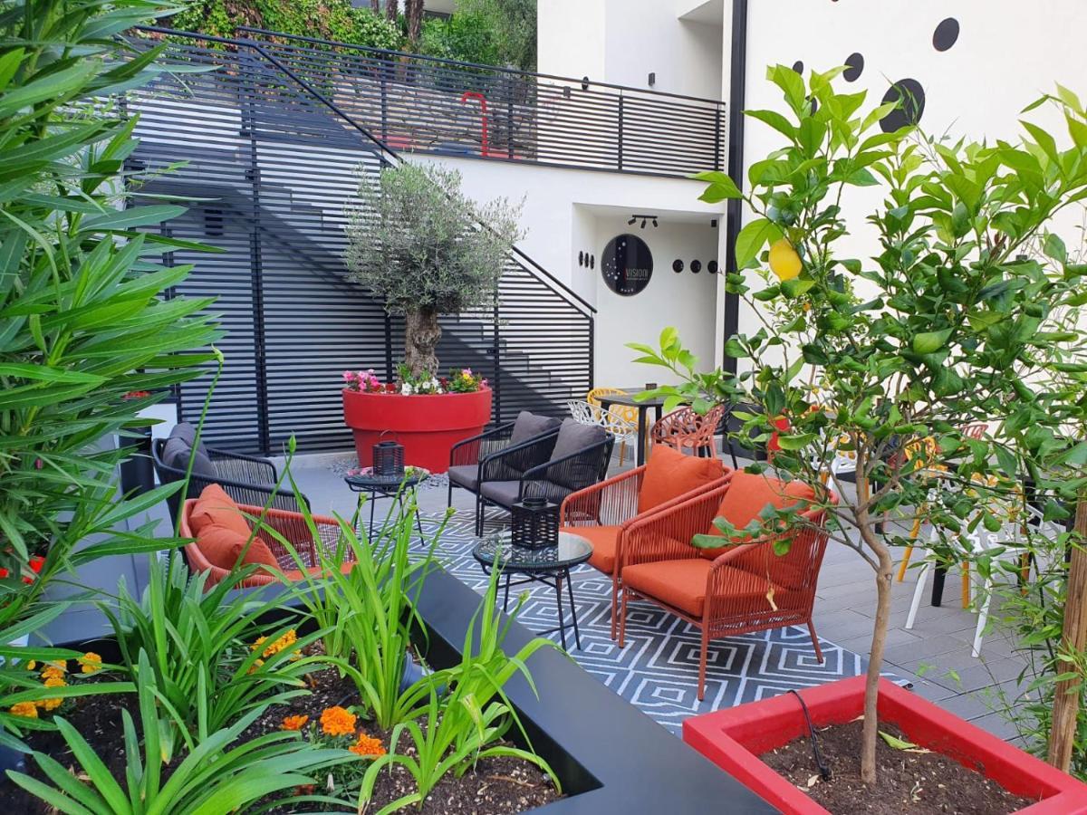 Visioni Lake View Boutique Rooms & Breakfast - Adults Friendly ริวาเดลการ์ดา ภายนอก รูปภาพ